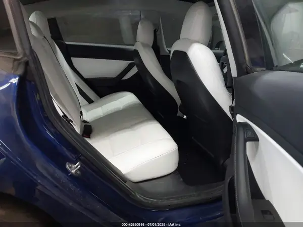5YJ3E1EA1MF876606 2021 TESLA MODEL 3 - Image 8
