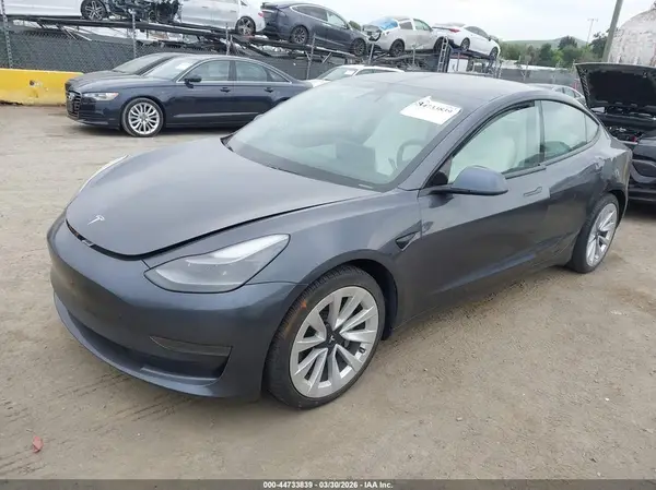 5YJ3E1EA1MF877495 2021 TESLA MODEL 3 - Image 2