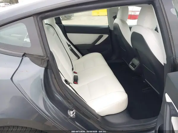 5YJ3E1EA1MF877495 2021 TESLA MODEL 3 - Image 8