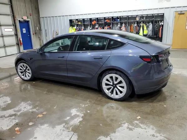 5YJ3E1EA1MF908129 2021 TESLA MODEL 3 - Image 2
