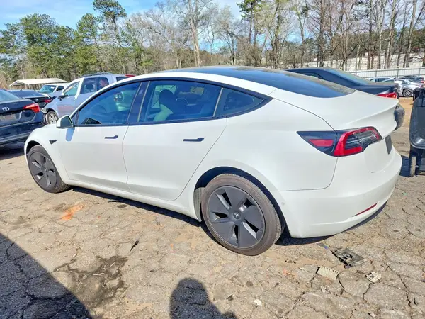 5YJ3E1EA1MF920748 2021 TESLA MODEL 3 - Image 2
