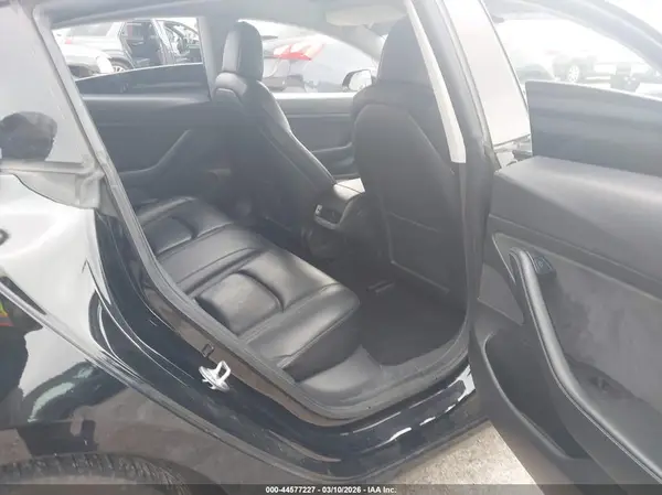5YJ3E1EA1MF920894 2021 TESLA MODEL 3 - Image 8