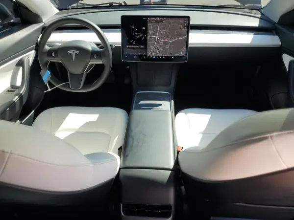 5YJ3E1EA1MF927652 2021 TESLA MODEL 3 - Image 8