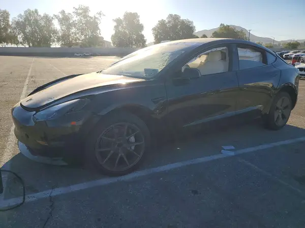5YJ3E1EA1MF928767 2021 TESLA MODEL 3 - Image 1