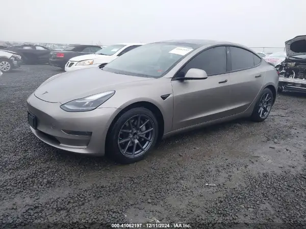 5YJ3E1EA1MF929479 2021 TESLA MODEL 3 - Image 2