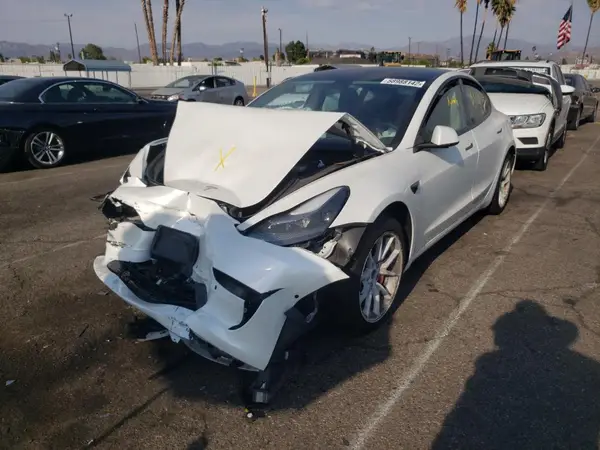 5YJ3E1EA1MF940403 2021 TESLA MODEL 3 - Image 2