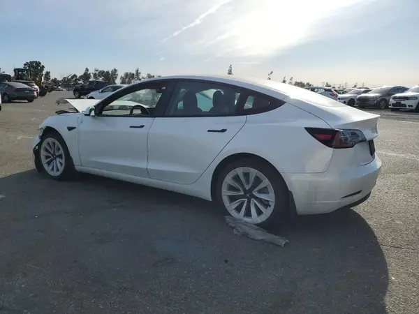 5YJ3E1EA1MF941549 2021 TESLA MODEL 3 - Image 2