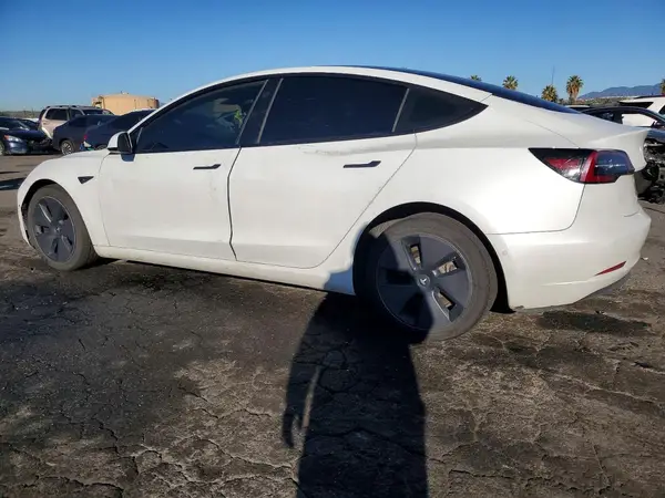 5YJ3E1EA1MF961588 2021 TESLA MODEL 3 - Image 2