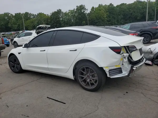 5YJ3E1EA1MF969013 2021 TESLA MODEL 3 - Image 2