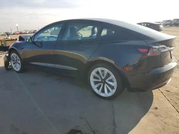 5YJ3E1EA1MF977595 2021 TESLA MODEL 3 - Image 2
