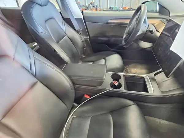 5YJ3E1EA1MF982652 2021 TESLA MODEL 3 - Image 8