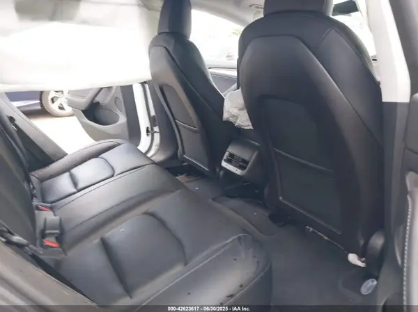 5YJ3E1EA1MF991593 2021 TESLA MODEL 3 - Image 8
