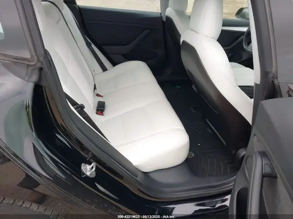 5YJ3E1EA1MF994980 2021 TESLA MODEL 3 - Image 8