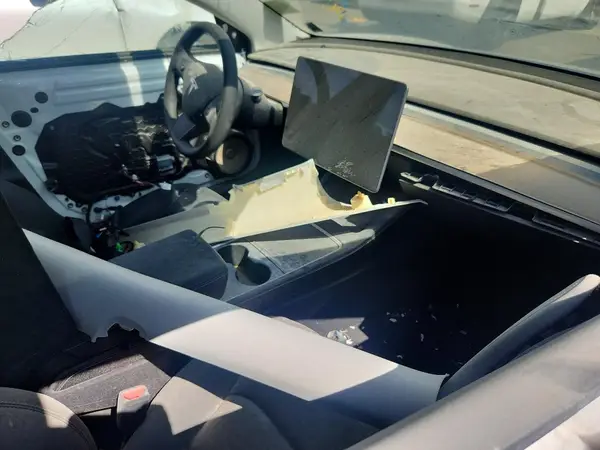 5YJ3E1EA1MF996096 2021 TESLA MODEL 3 - Image 8