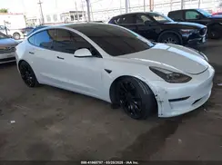 5YJ3E1EA1MF997104 2021 TESLA MODEL 3