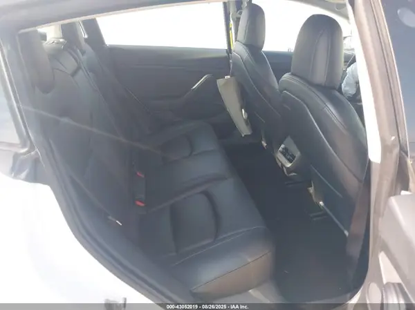 5YJ3E1EA1NF115074 2022 TESLA MODEL 3 - Image 8