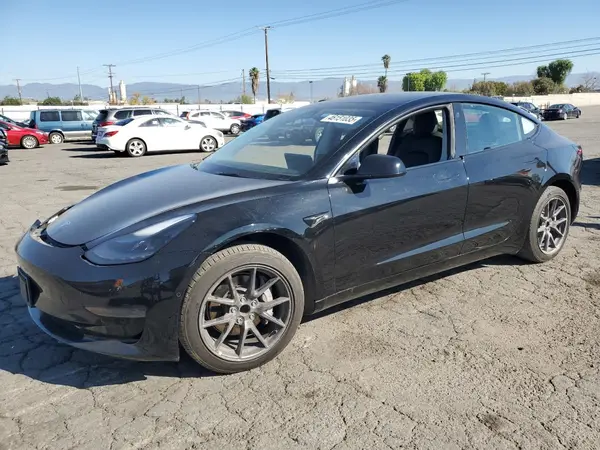 5YJ3E1EA1NF115575 2022 TESLA MODEL 3 - Image 1
