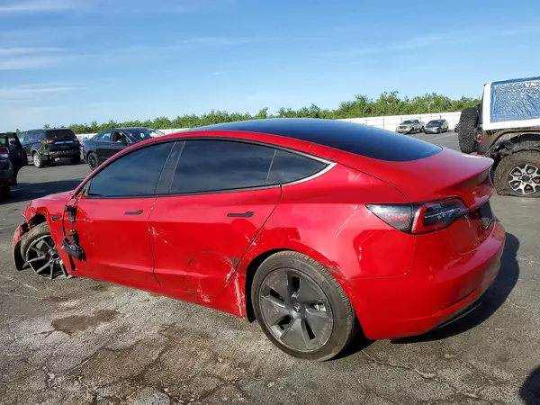 5YJ3E1EA1NF122851 2022 TESLA MODEL 3 - Image 2