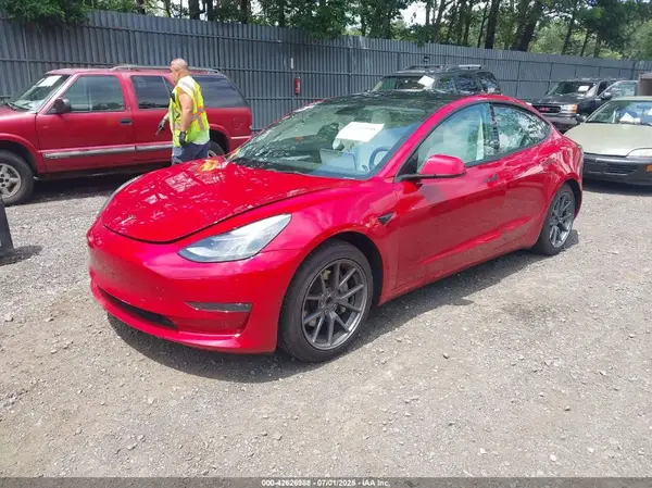 5YJ3E1EA1NF123904 2022 TESLA MODEL 3 - Image 2