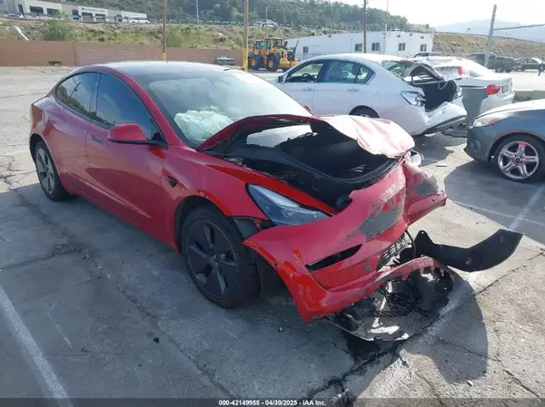 5YJ3E1EA1NF138984 2022 TESLA MODEL 3 - Image 1