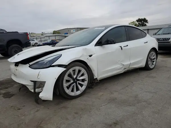 5YJ3E1EA1NF143263 2022 TESLA MODEL 3 - Image 1