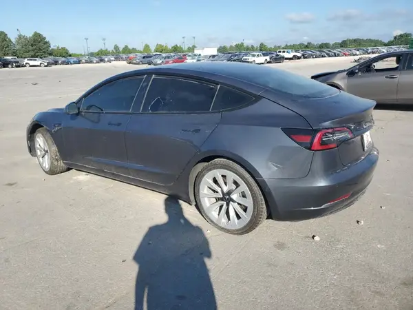 5YJ3E1EA1NF144090 2022 TESLA MODEL 3 - Image 2