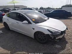 5YJ3E1EA1NF160581 2022 TESLA MODEL 3