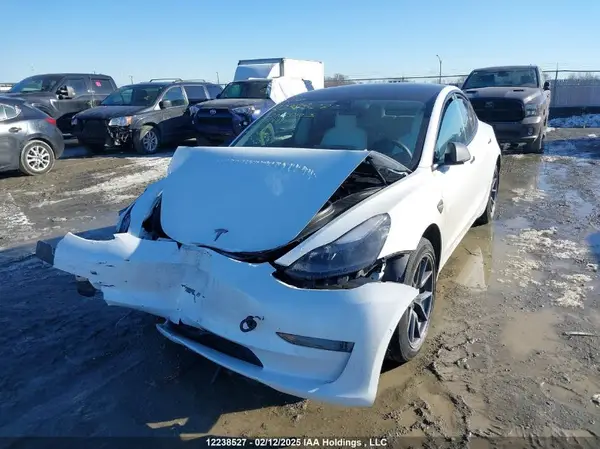5YJ3E1EA1NF176196 2022 TESLA MODEL 3 - Image 2
