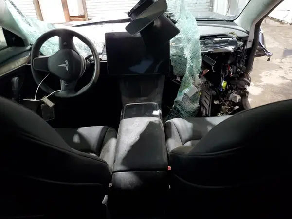 5YJ3E1EA1NF185240 2022 TESLA MODEL 3 - Image 8