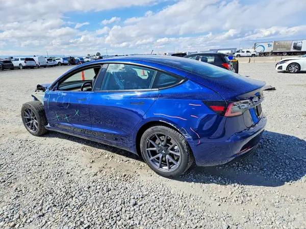 5YJ3E1EA1NF187134 2022 TESLA MODEL 3 - Image 2