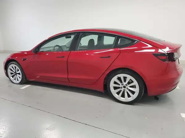 5YJ3E1EA1NF187277 2022 TESLA MODEL 3 - Image 2