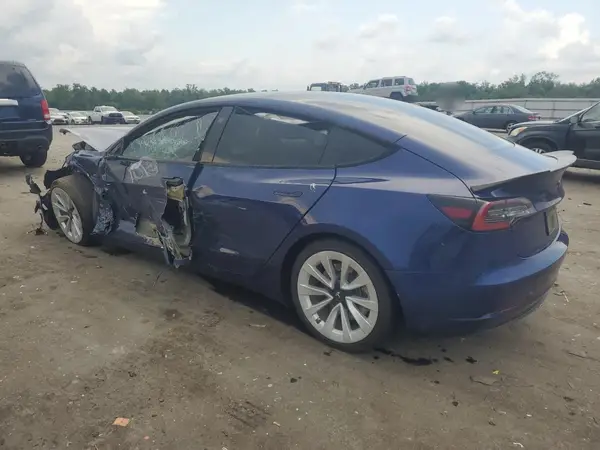 5YJ3E1EA1NF190244 2022 TESLA MODEL 3 - Image 2