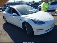 5YJ3E1EA1NF190793 2022 TESLA MODEL 3