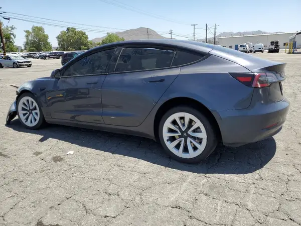 5YJ3E1EA1NF191426 2022 TESLA MODEL 3 - Image 2