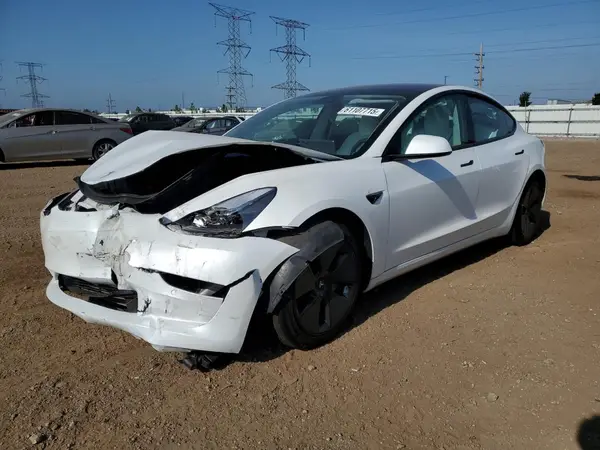 5YJ3E1EA1NF200075 2022 TESLA MODEL 3 - Image 1