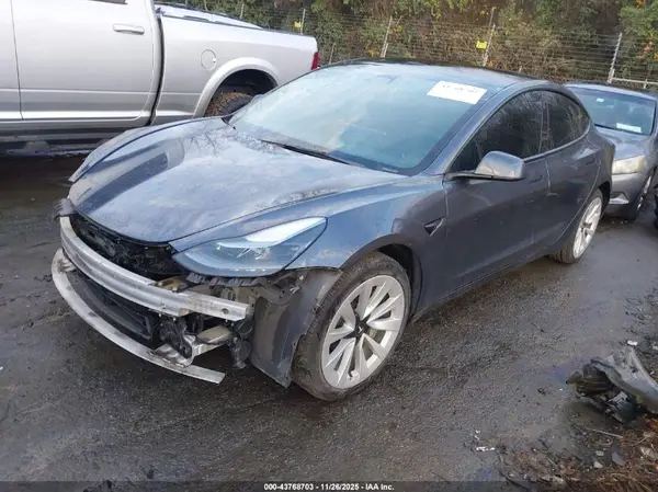 5YJ3E1EA1NF286438 2022 TESLA MODEL 3 - Image 2