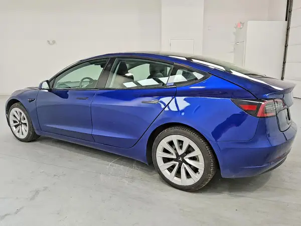 5YJ3E1EA1NF286942 2022 TESLA MODEL 3 - Image 2