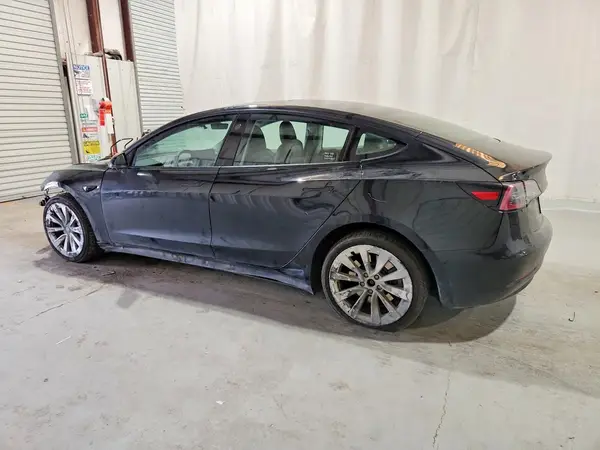 5YJ3E1EA1NF288416 2022 TESLA MODEL 3 - Image 2