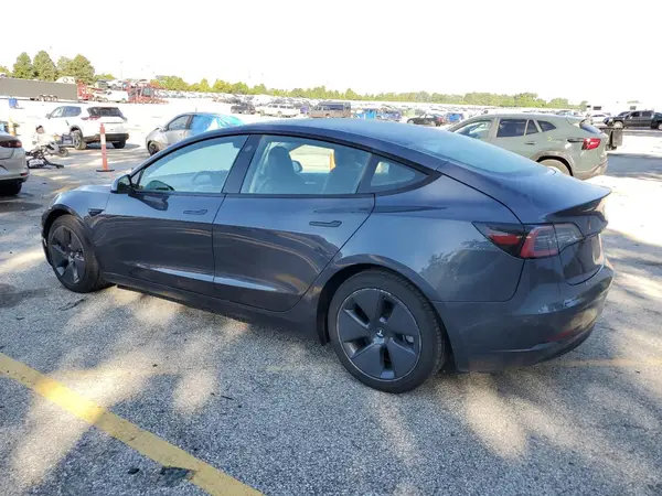5YJ3E1EA1NF288819 2022 TESLA MODEL 3 - Image 2