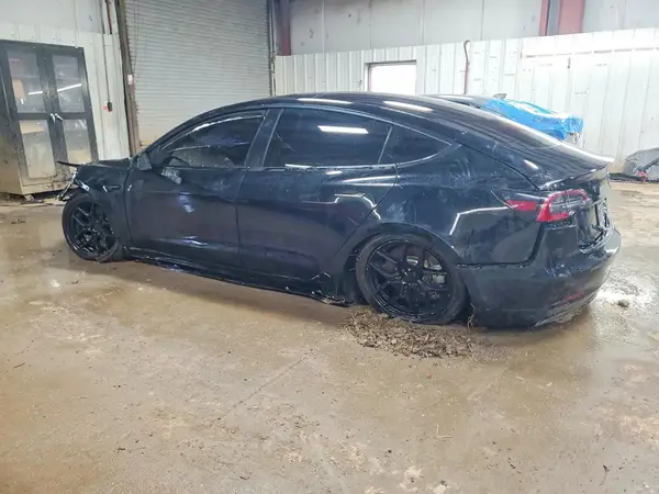 5YJ3E1EA1NF290084 2022 TESLA MODEL 3 - Image 2