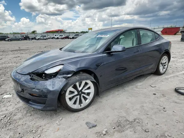 5YJ3E1EA1NF303352 2022 TESLA MODEL 3 - Image 1
