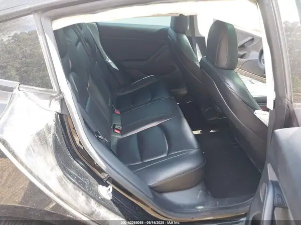 5YJ3E1EA1NF304355 2022 TESLA MODEL 3 - Image 8