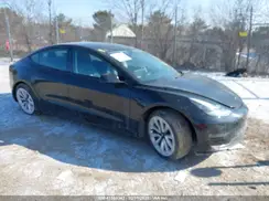 5YJ3E1EA1NF304811 2022 TESLA MODEL 3