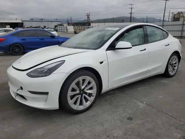 5YJ3E1EA1NF313024 2022 TESLA MODEL 3 - Image 1