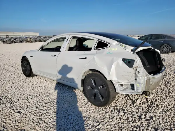 5YJ3E1EA1NF314139 2022 TESLA MODEL 3 - Image 2