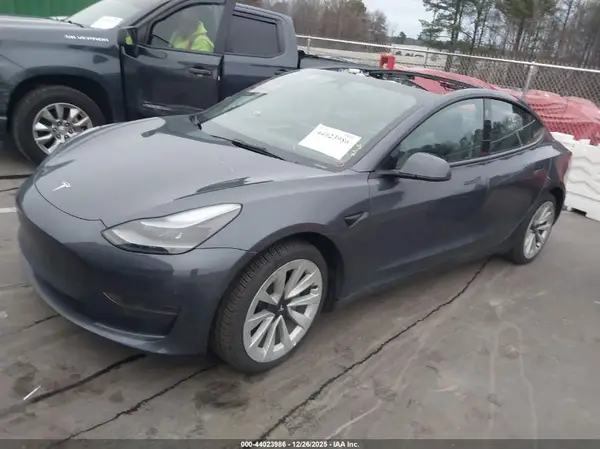 5YJ3E1EA1NF317087 2022 TESLA MODEL 3 - Image 2