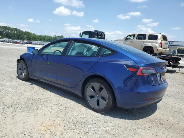 5YJ3E1EA1NF320023 2022 TESLA MODEL 3 - Image 2