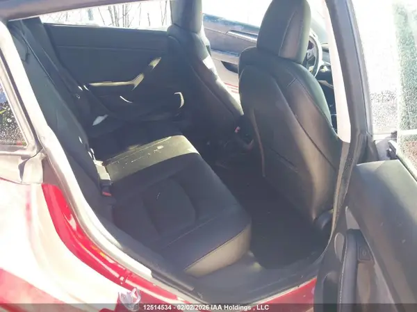 5YJ3E1EA1NF333063 2022 TESLA MODEL 3 - Image 8