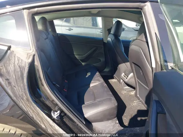5YJ3E1EA1NF333435 2022 TESLA MODEL 3 - Image 8