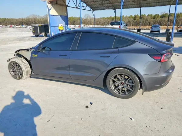 5YJ3E1EA1NF336013 2022 TESLA MODEL 3 - Image 2